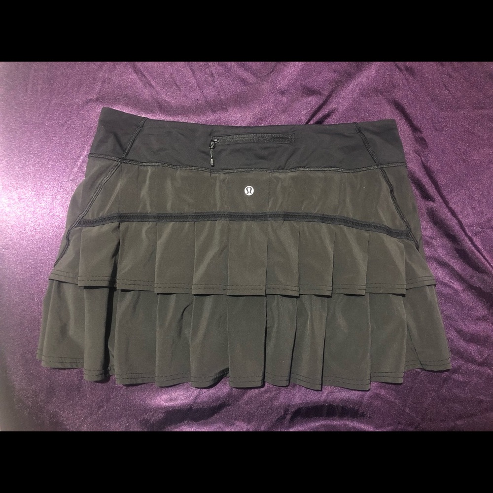Lululemon Black Pacesetter Size 10 Skort